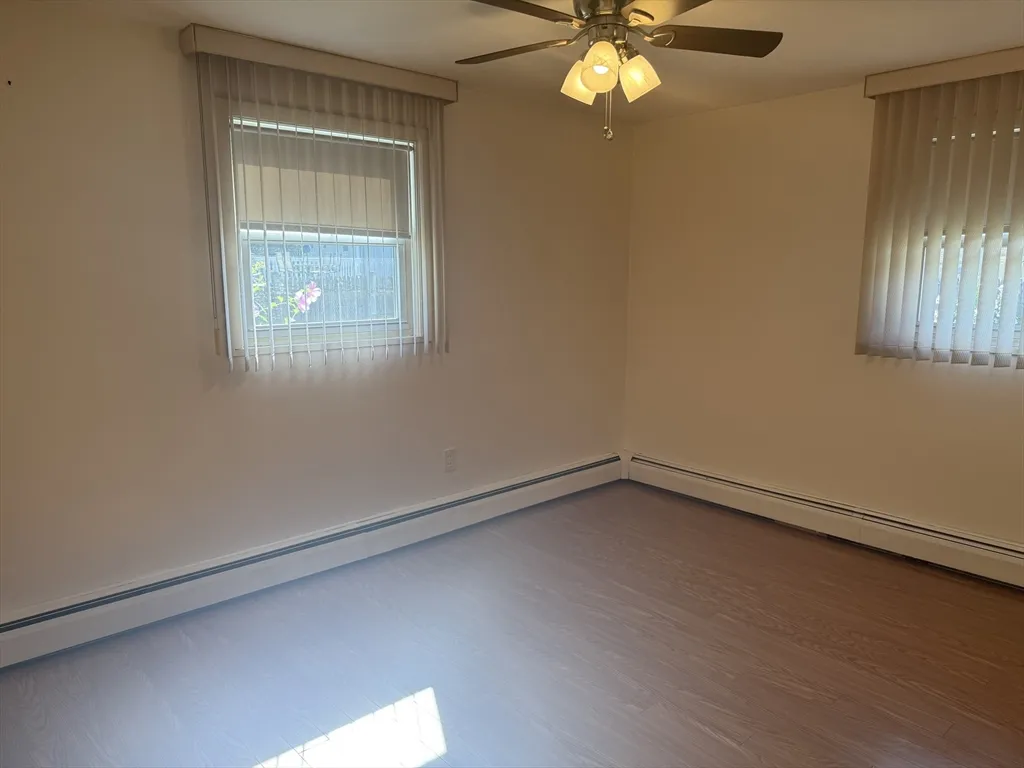 12 Reed Rd, West Peabody