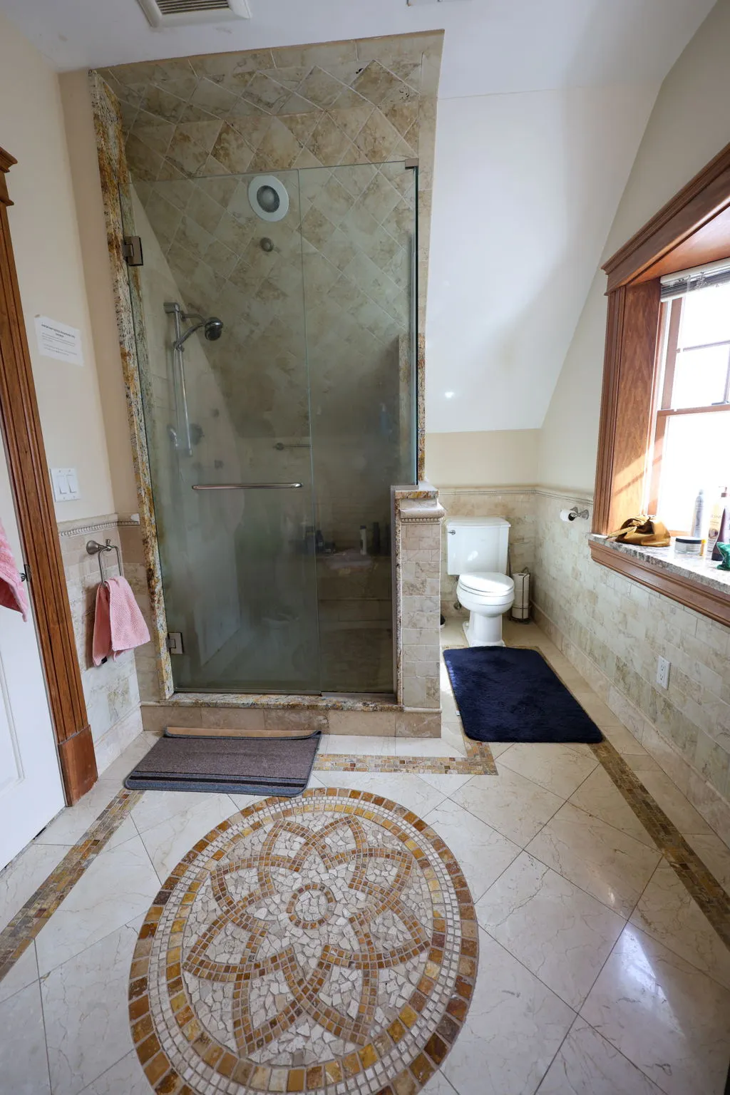 127 Nonantum St, Oak Square