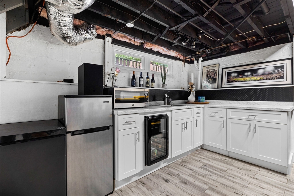 11 Pkwa, North Medford