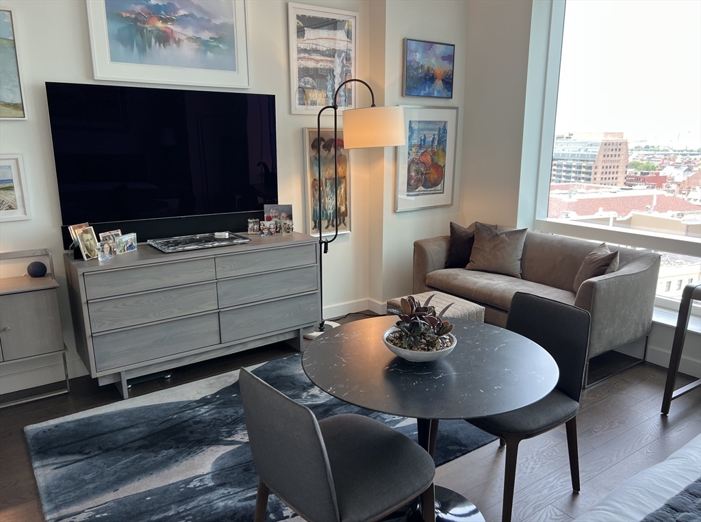 430 Stuart St, Back Bay