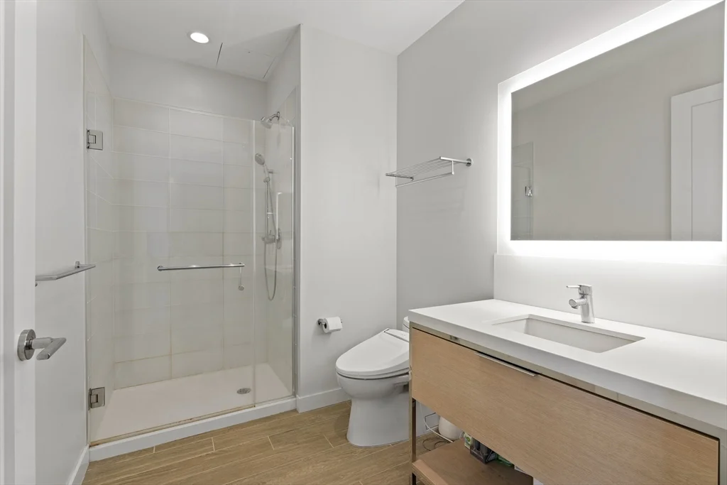 188 Brookline Ave, Fenway