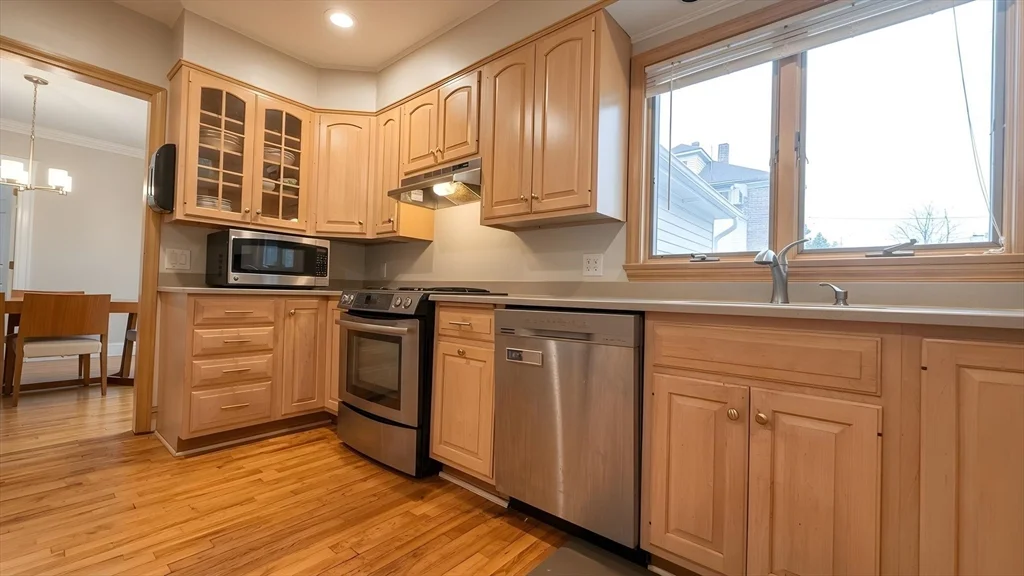 27 Noble St, West Newton