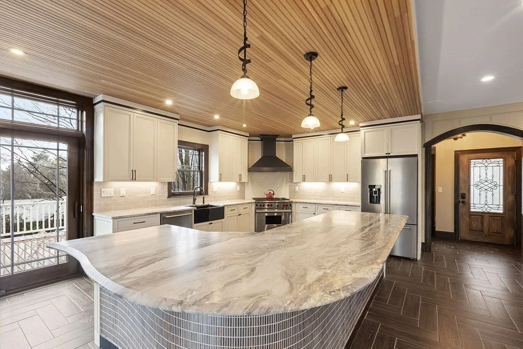 24 Elm, Dedham