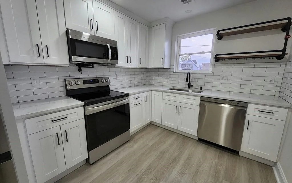 6 Harding Ave, West Everett