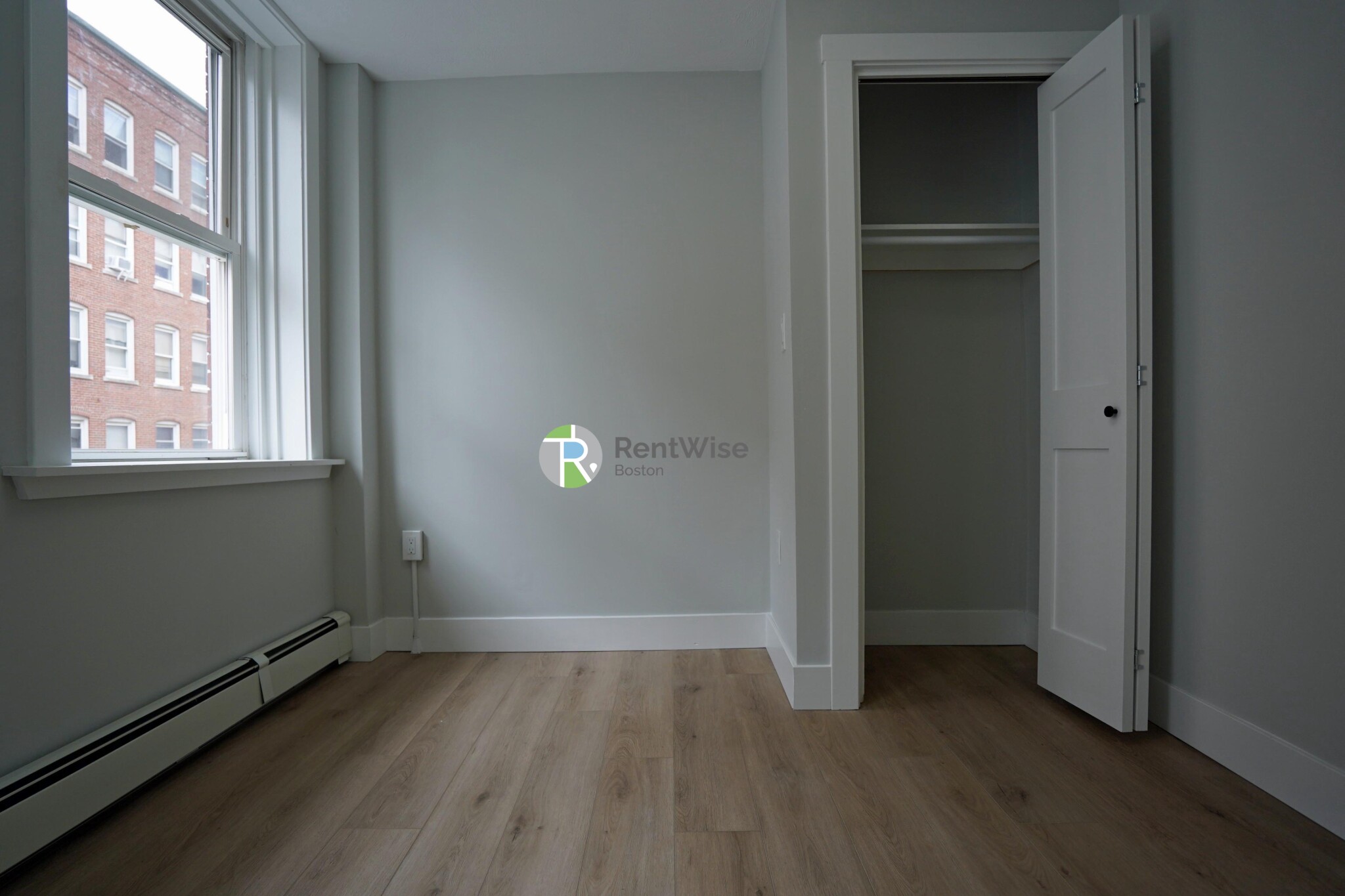 168 Endicott St, North End