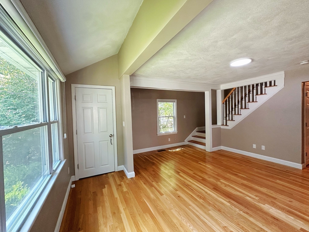 14 French Ave, Wayland