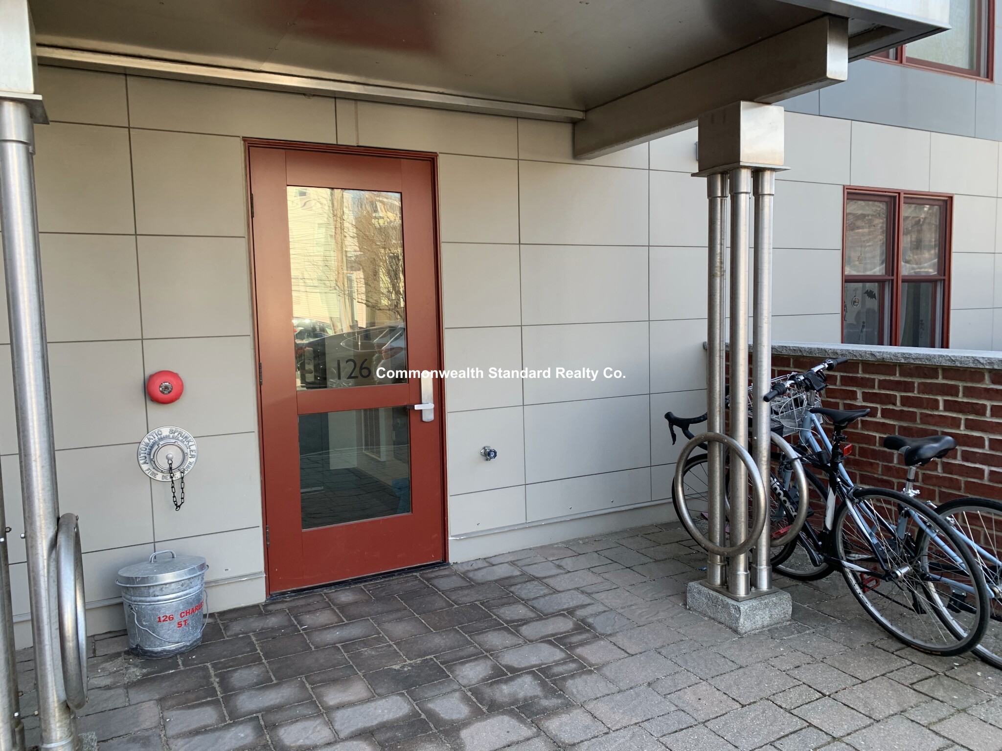 126 Charles St, East Cambridge