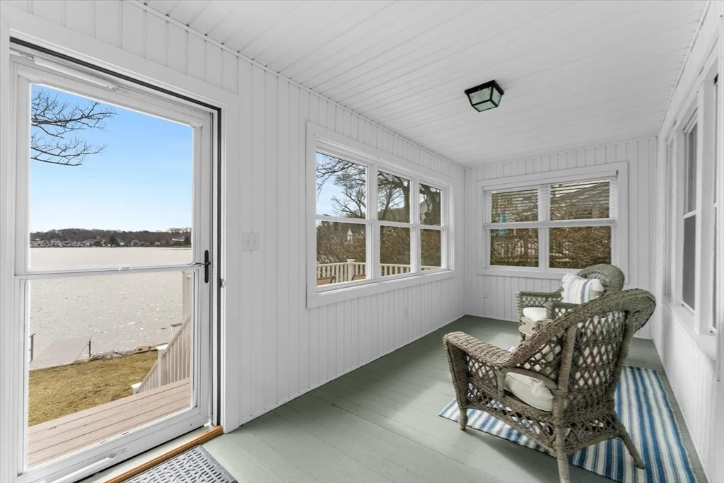 6 Davis Way, Worcester