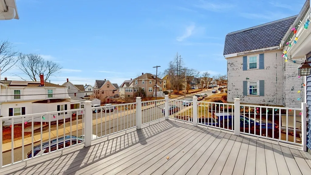 48 Rockwell St, Maplewood