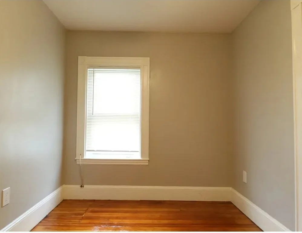 67 Tonawanda St, Dorchester