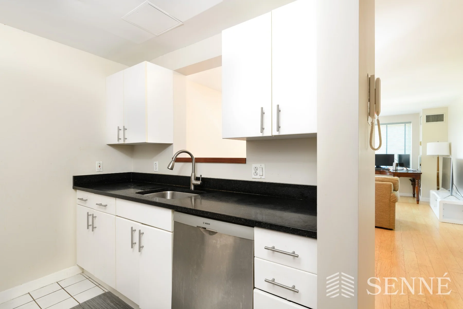 950 Massachusetts Ave, Harvard Square