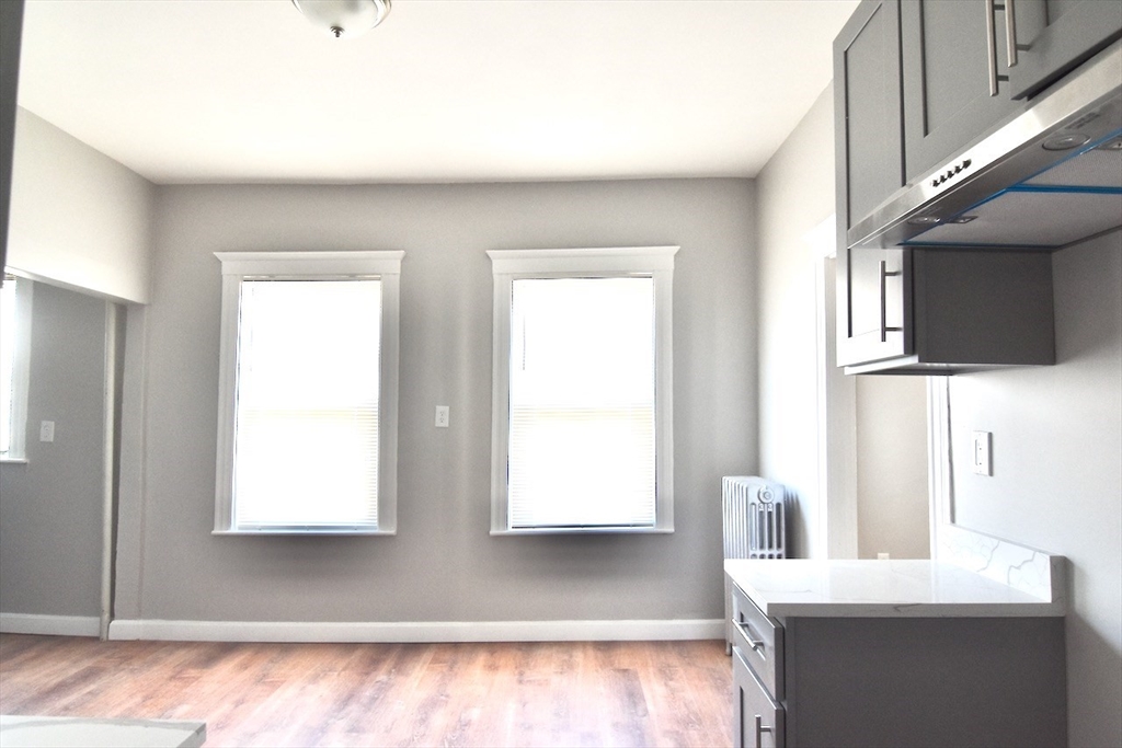 105 Evans St, Dorchester