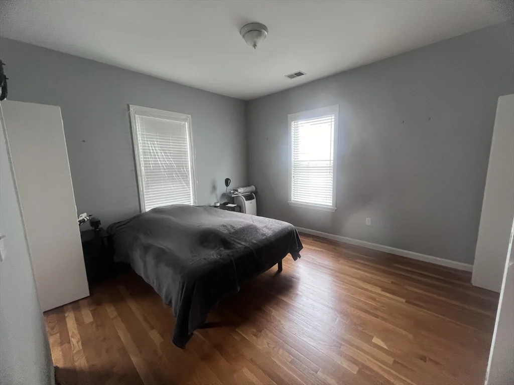 6 Arcadia St, Jamaica Plain