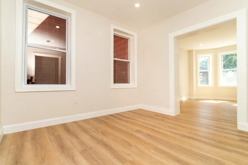 331 Centre St, Jamaica Plain