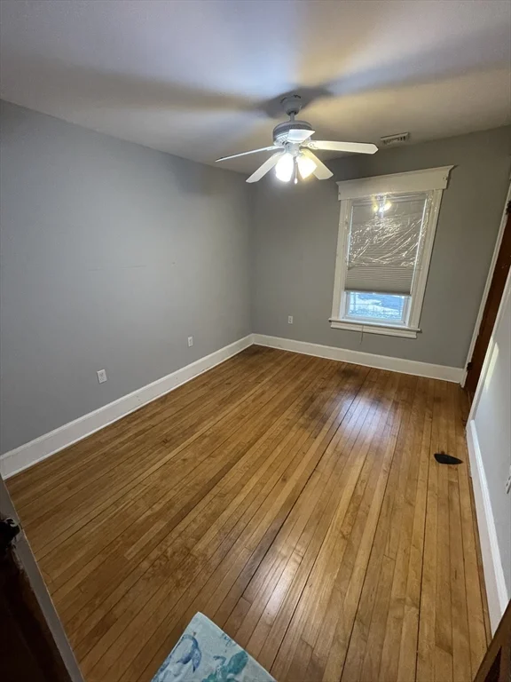 6 Brattle St, North Worcester