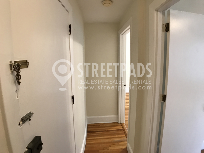 33 Lancaster Ter, Corey Hill