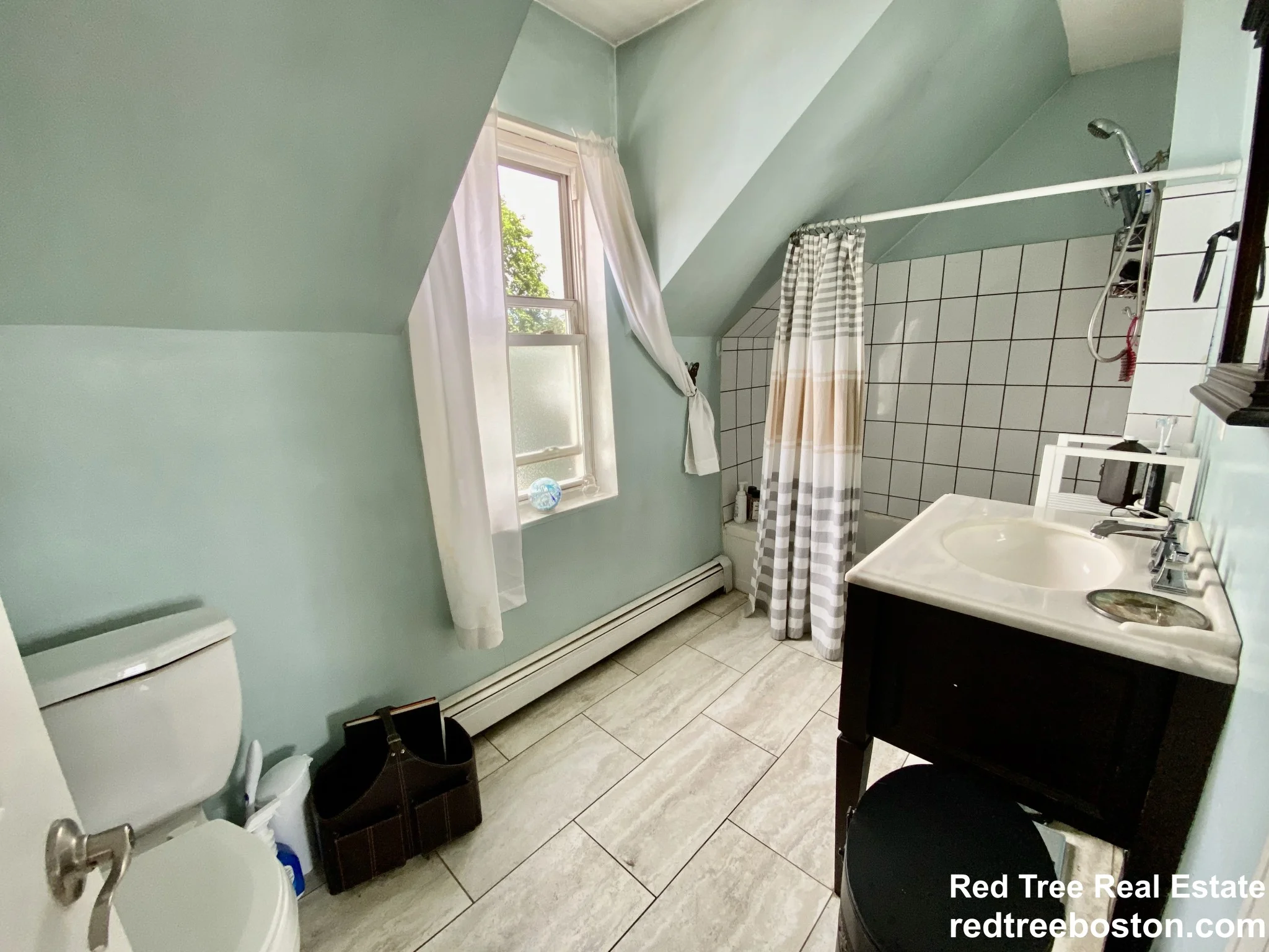 335 Baker St, West Roxbury