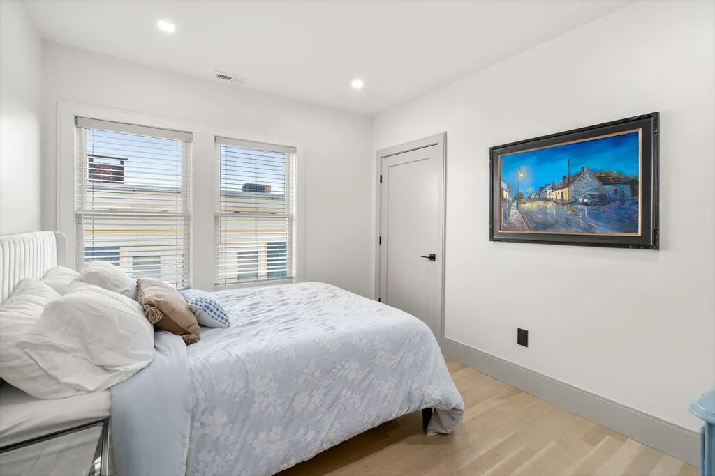 29 S Munroe Ter, Dorchester