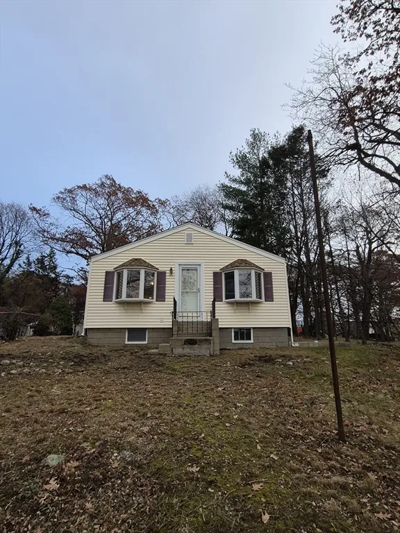 5 Lakeview Ave, Peabody