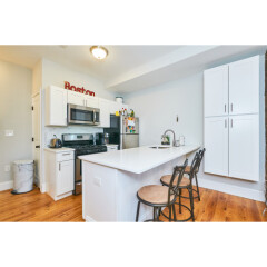 3 bed, 1 bath apartment for rent at 146 Bremen St Unit 3, East Boston — photo 5 of 9