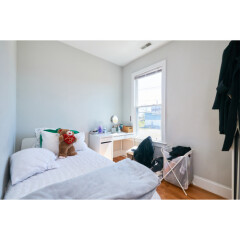 3 bed, 1 bath apartment for rent at 146 Bremen St Unit 3, East Boston — photo 4 of 9