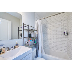 3 bed, 1 bath apartment for rent at 146 Bremen St Unit 3, East Boston — photo 9 of 9