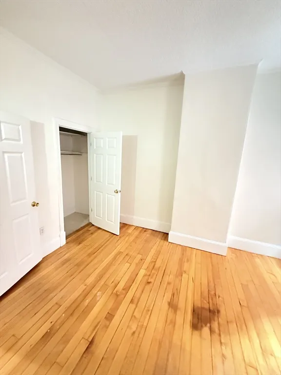 15 Hemenway St, Fenway