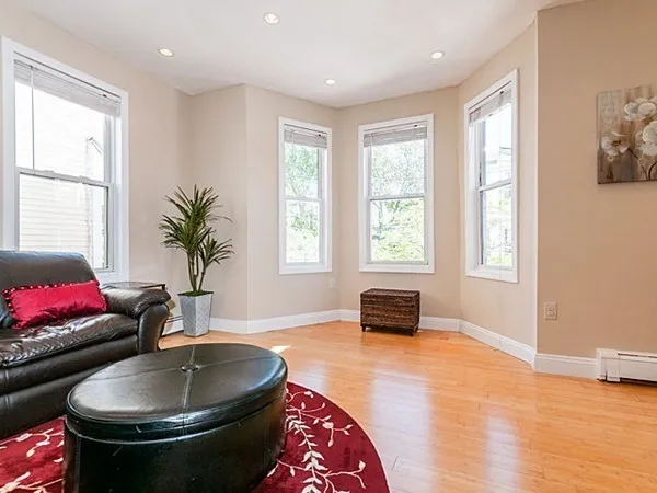 154 Boylston, Jamaica Plain