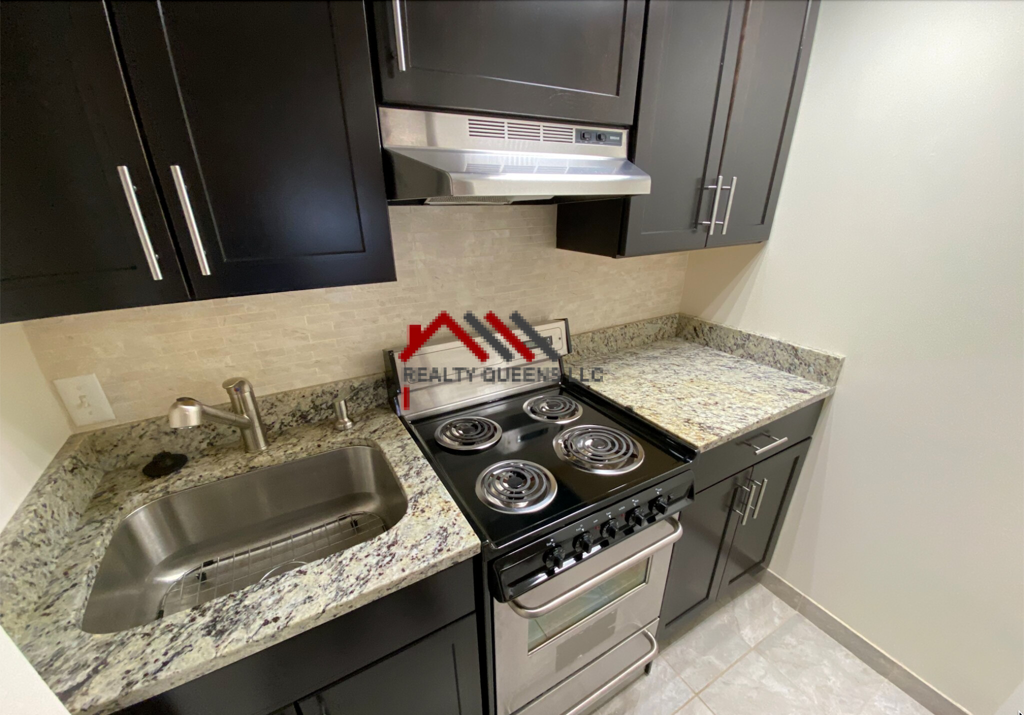 62 Boylston St, Downtown