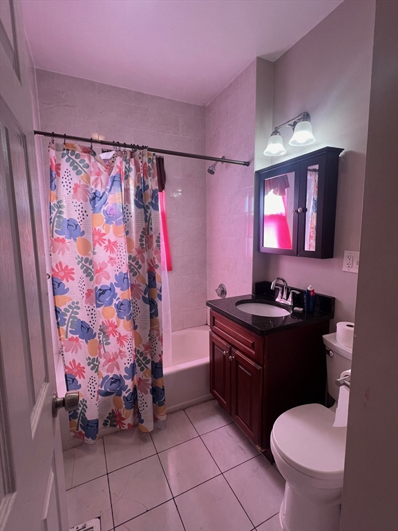 130 Armandine, Dorchester