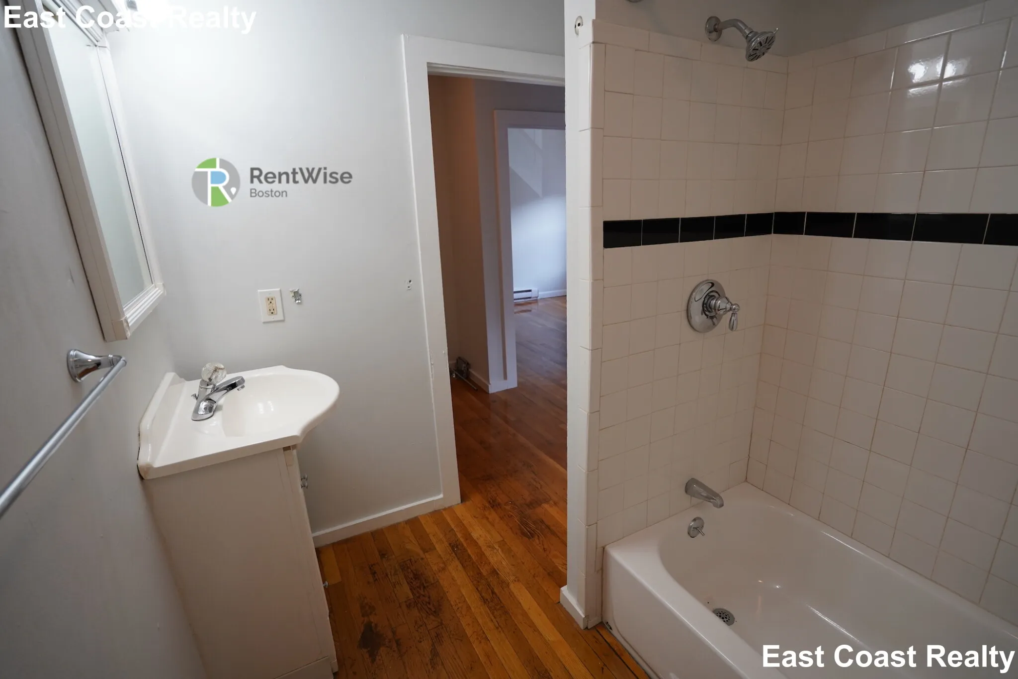 4 Schrepel Pl, South Boston