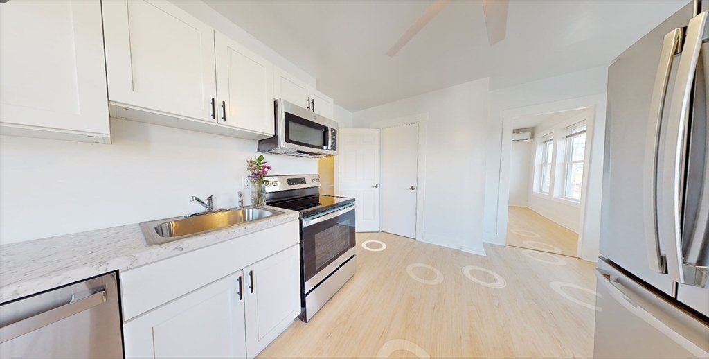 126 Felton St, Waltham