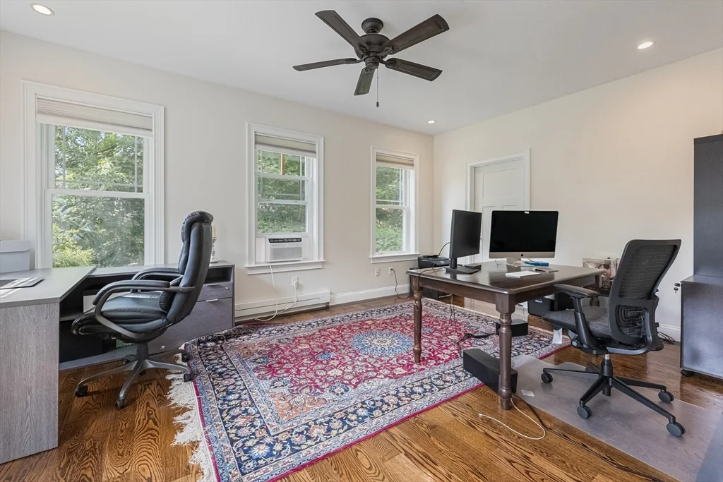 9 Washington Ave, Woburn