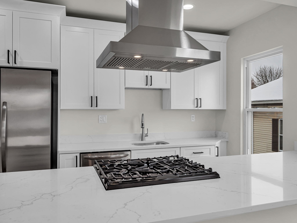 12 Alpine St, Worcester