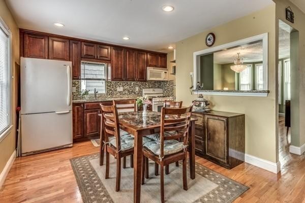 309 Columbia, Wellington-Harrington