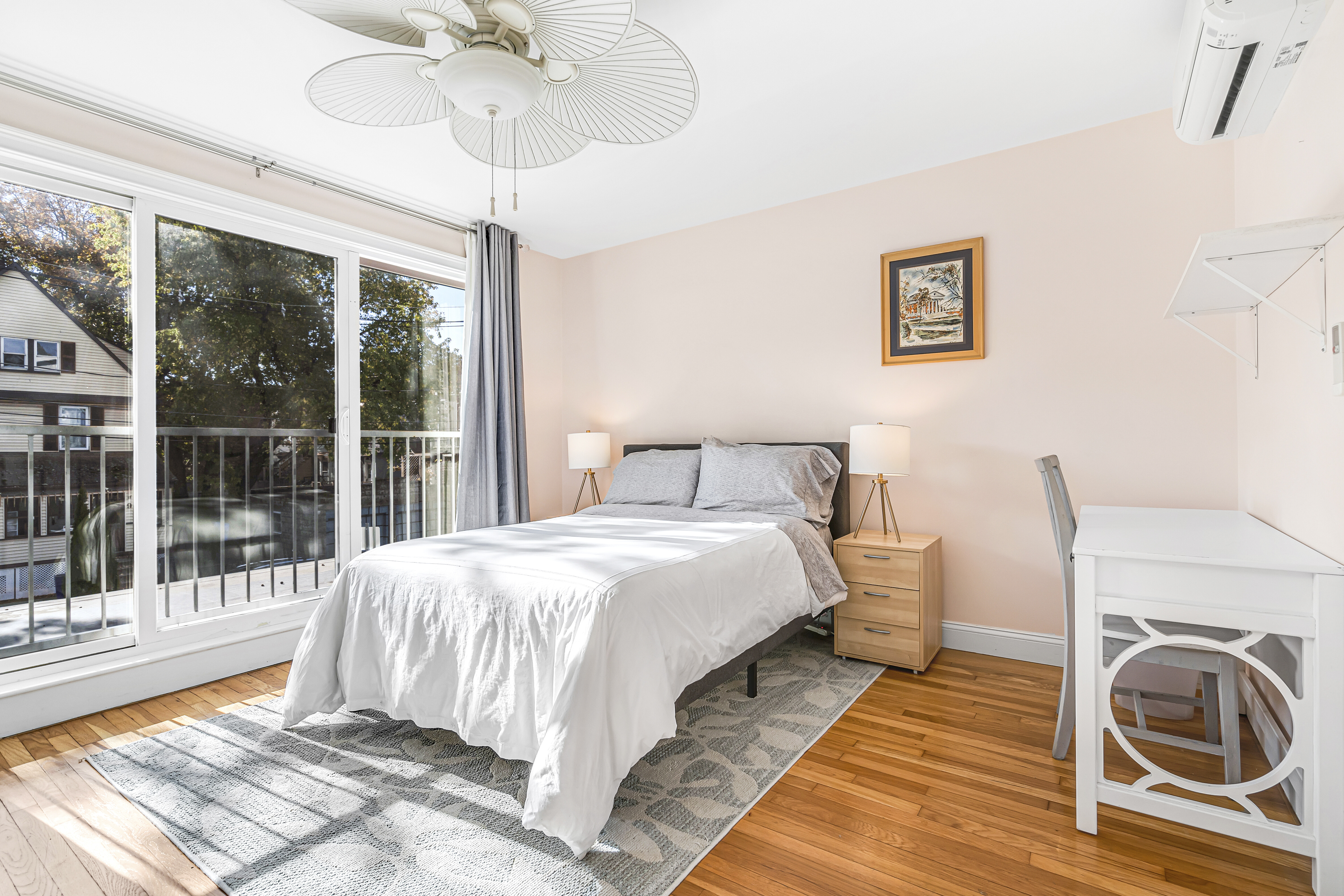 4 bed, 2.5 bath apartment for rent at 12 Bradbury St Unit 12, Allston — photo 16 of 30