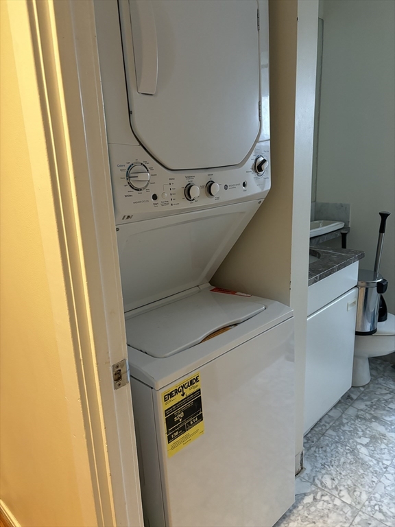 931 Massachusetts Ave, Mid-Cambridge