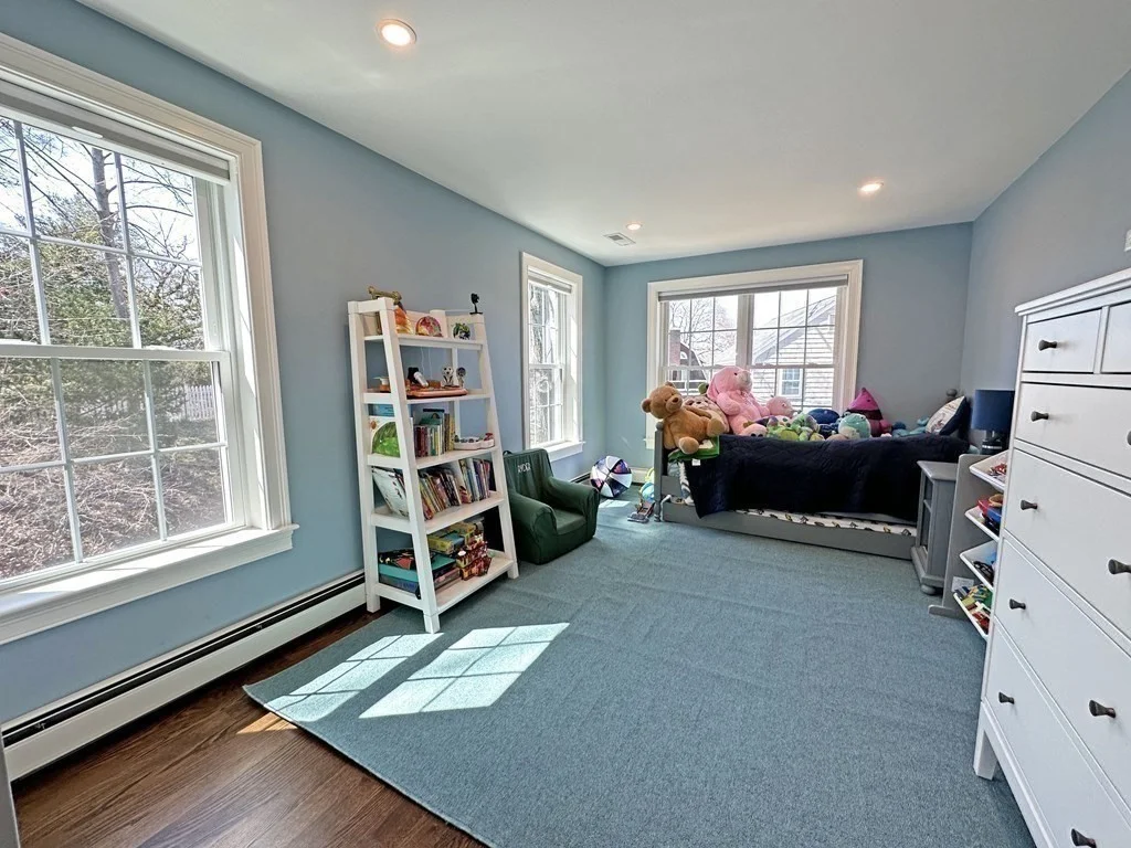 99 Westchester Rd, Newton Corner