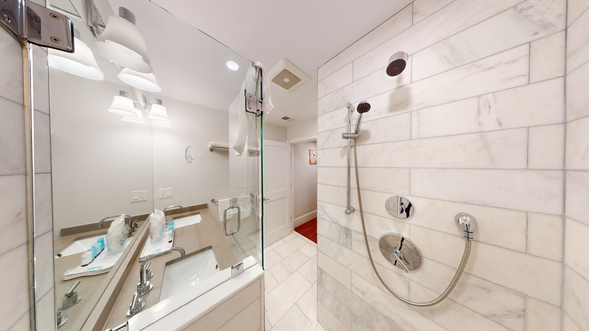 1240 Beacon St, Coolidge Corner