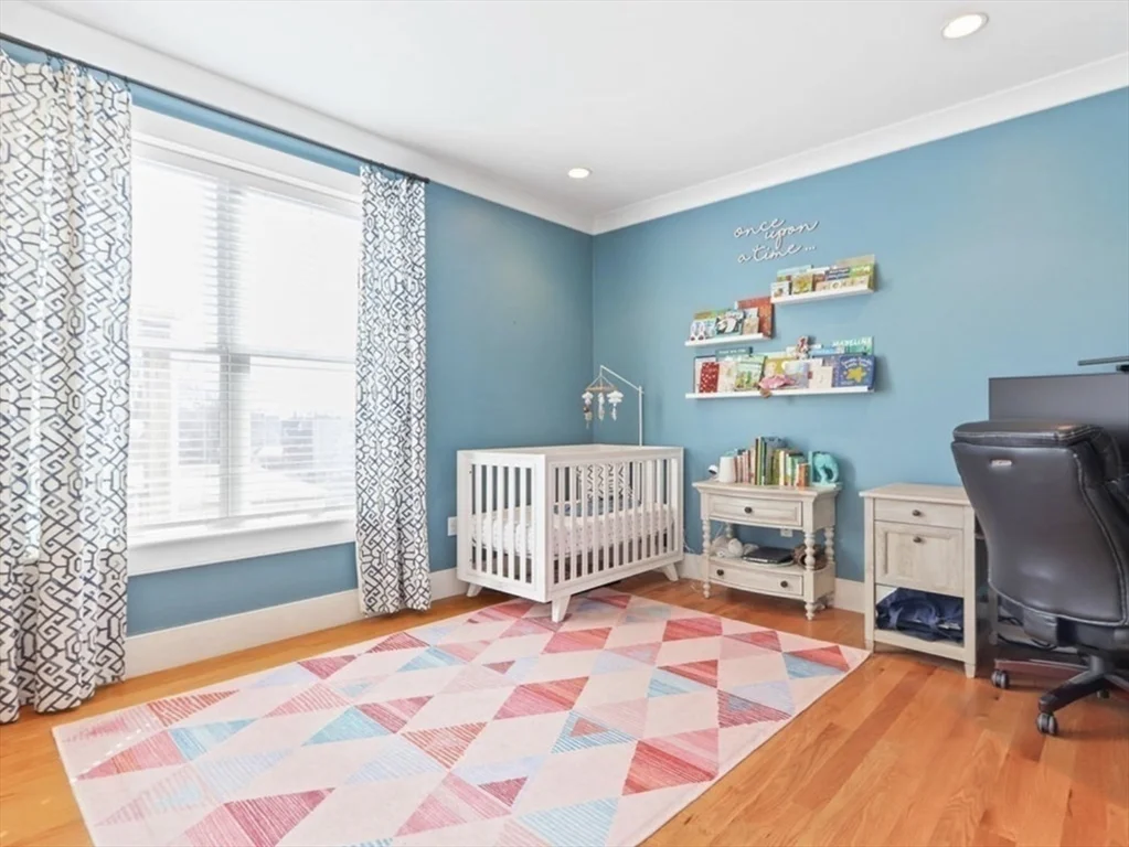 525 E 7th St, South Boston