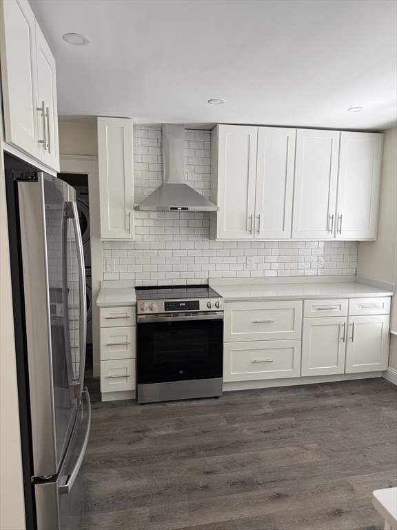 1049 Broadway, Teele Square