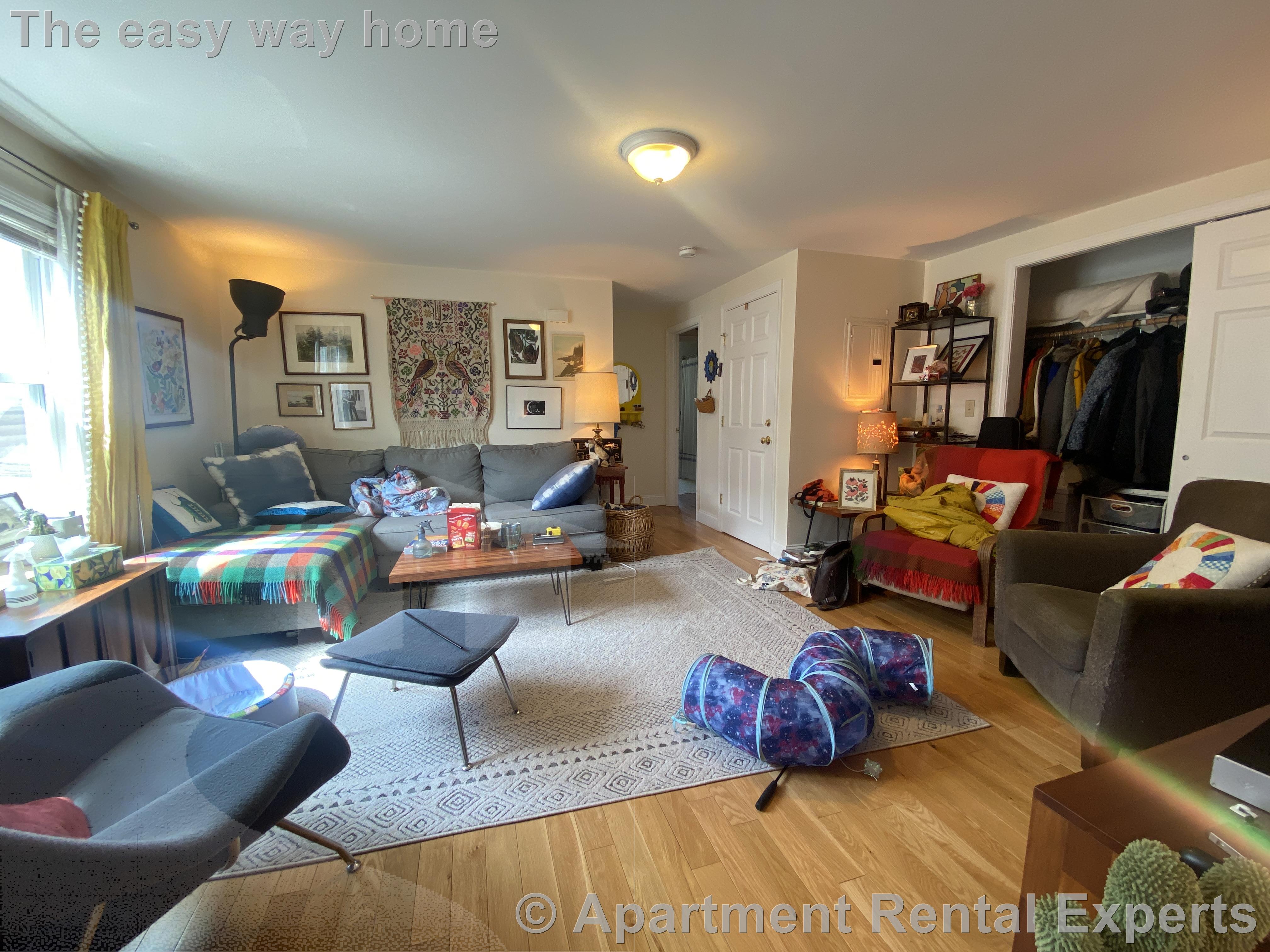 124 Pine St, Central Square