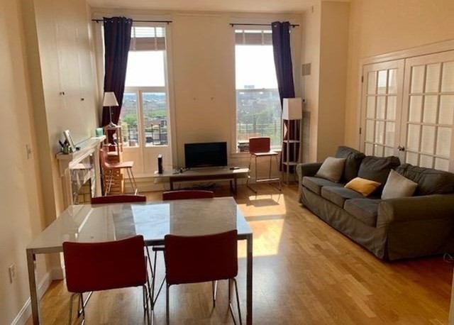 416 Marlborough St, Back Bay