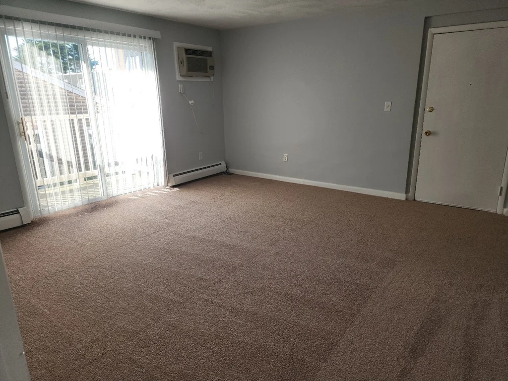 135 East Main St, Westborough