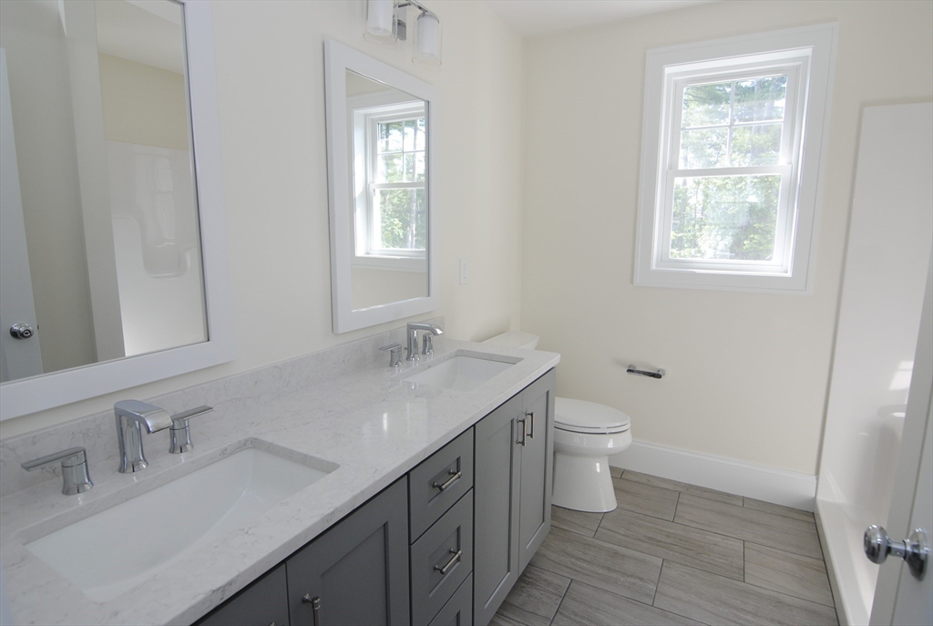 1 Scout Ln, Nashua