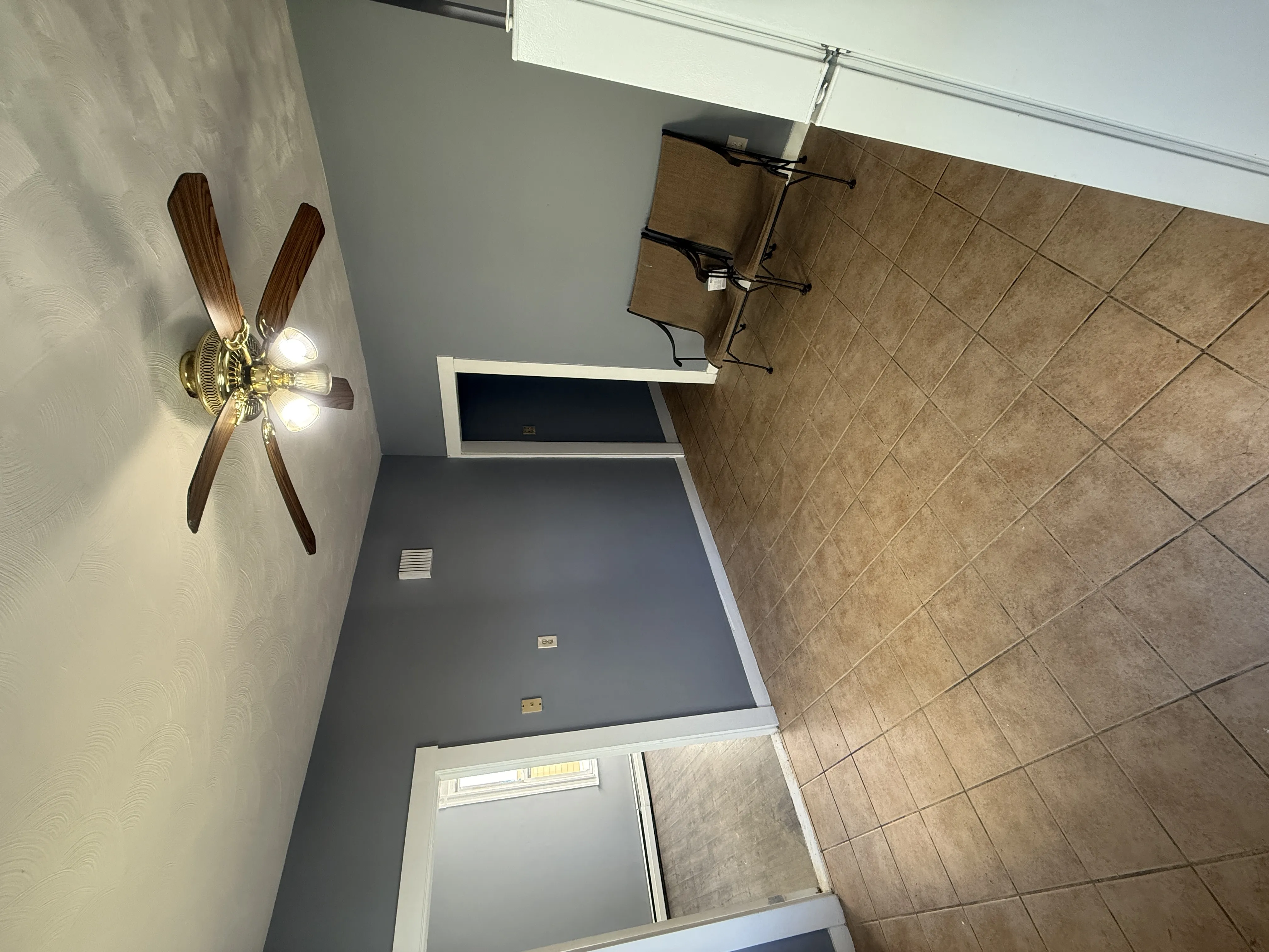 4 Pearl St, East Somerville