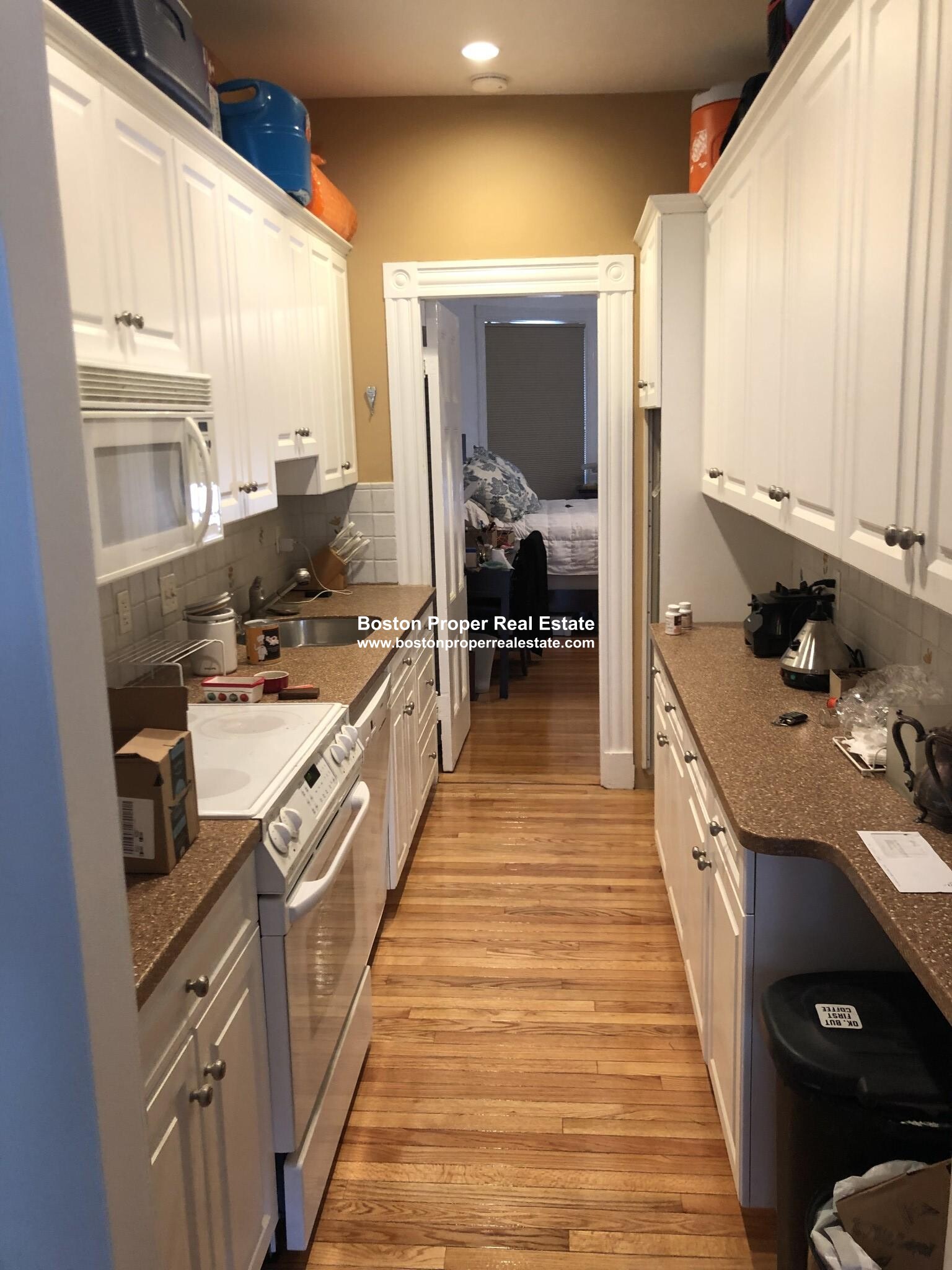 918 Beacon St, Fenway