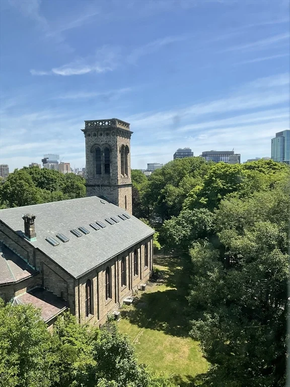20 Chapel, Coolidge Corner