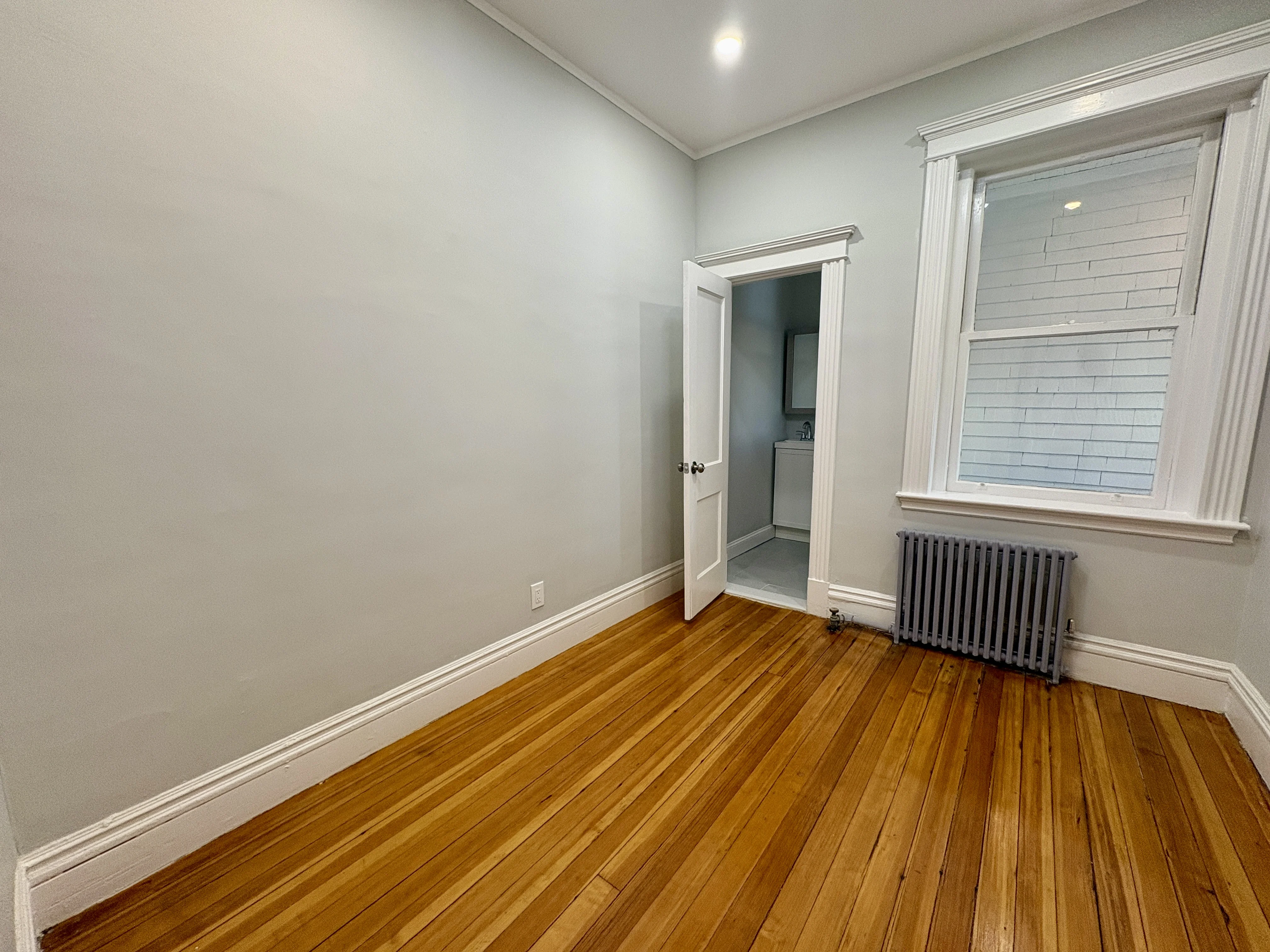 90 Fuller St, Coolidge Corner