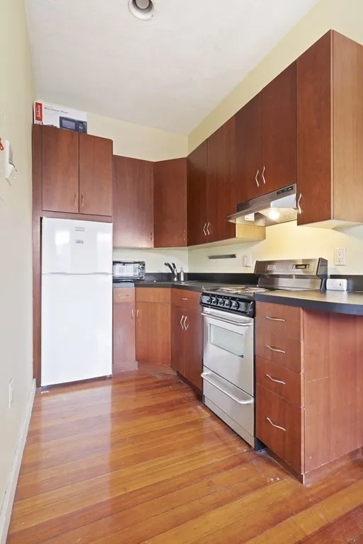 701 Massachusetts Ave, Roxbury